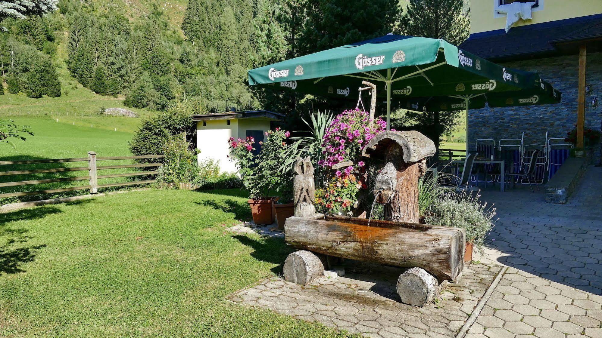 Gasthof zur Gams Donnersbachwald Exterior foto